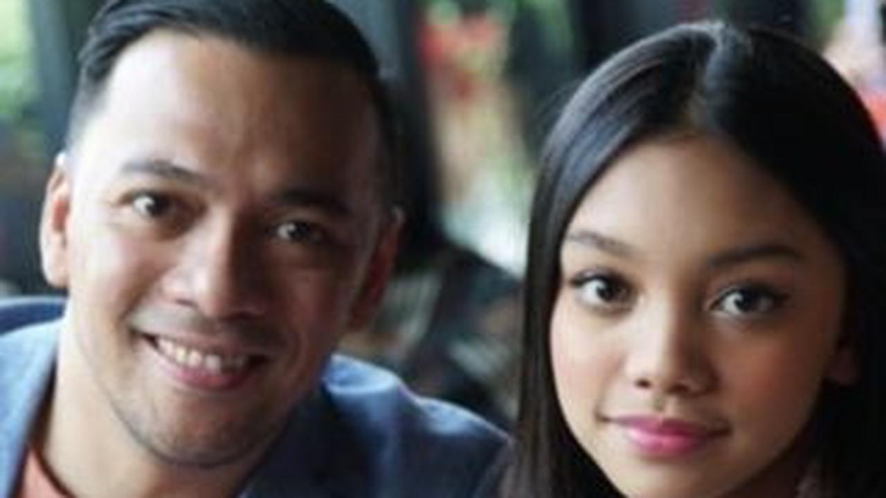 Momen Antar Kuliah Curi Perhatian, Ini Potret Kebersamaan Naura Ayu dan Sang Ayah
