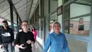 Di Wonosobo Shae mengunjungi Lembaga Pendidikan Anak Tuna Rungu (LPATR) Dena Upakara. (Dreses Putranama/Bintang.com)