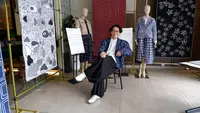 Adrie Basuki Ubah Limbah Tekstil Jadi Material Eksklusif, Kain Marmer Hadirkan Pola Unik