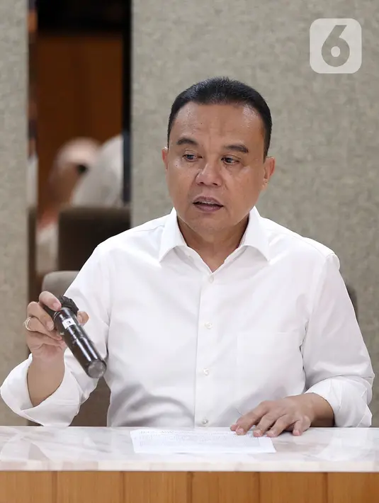 <p>Dasco menyatakan Partai Gerindra menghormati keputusan PKB dan mengajak untuk menjaga Pilpres 2024 tetap aman, sejuk dan lancar. (Liputan6.com/Johan Tallo)</p>