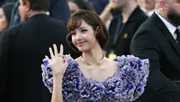 Lisa BLACKPINK Tampil Elegan dengan Gaya Vintage di Louis Vuitton Spring/Summer 2027 Paris Fashion Week