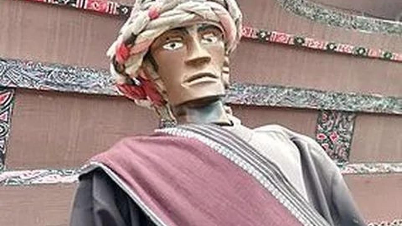 8. Patung Sigale-Gale