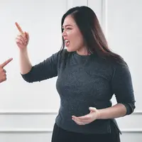 Ilustrasi Mimpi Bertengkar dengan Suami Credit: pexels.com/Afif