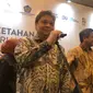 Menteri Koordinator Bidang Perekonomian Airlangga Hartarto dalam energy corner special B35 implementation, di Kantor Kementerian Perekonomian, Selasa (31/1/2023).