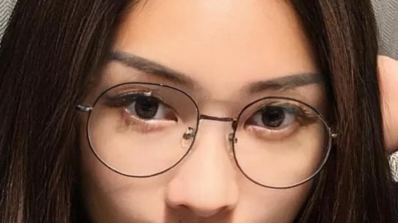 Potret Terbaru AKP Rita Yuliana Pose Ala Barbie dengan Dua Gadis Cantik 'Barbie Nyamar jadi Polwan