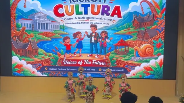 Penampilan Peserta Saat Peluncuran Children & Youth International Festival (CULTURA) 2027