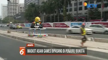 Maskot Asian Games, Bhin-bhin, Atung, dan Kaka, mulai menghiasai ruas jalanan Ibukota.