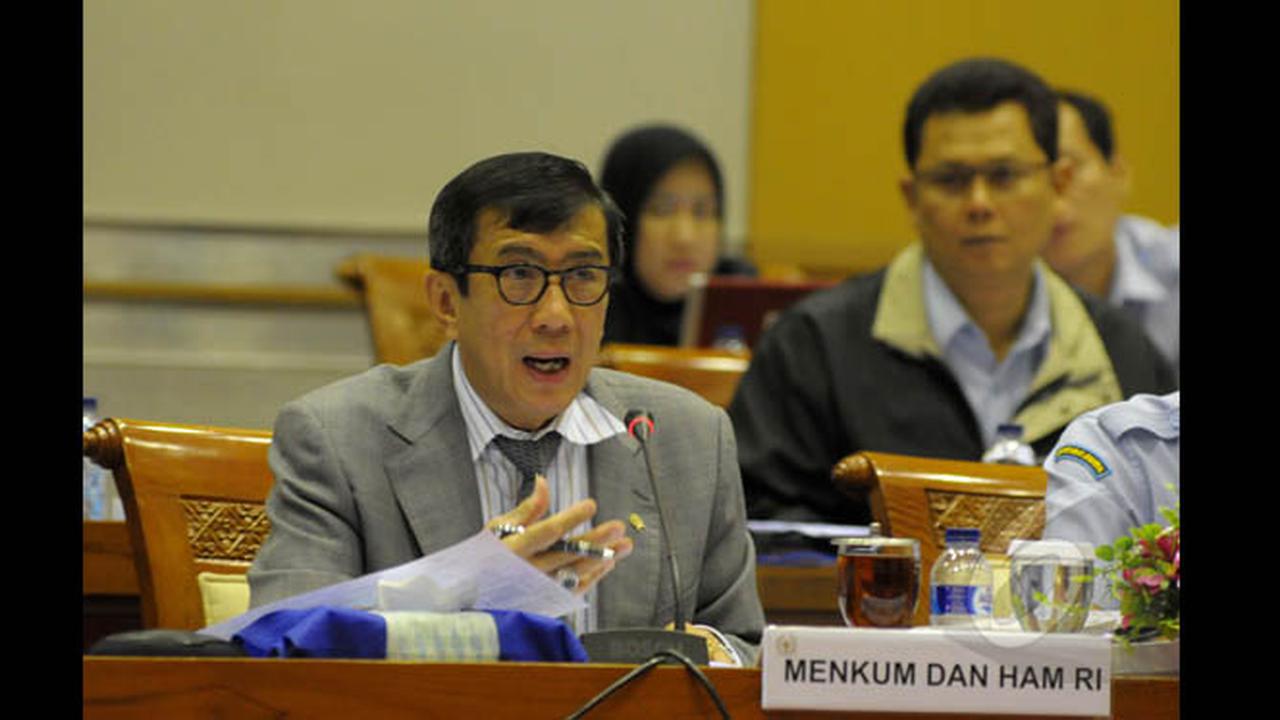 Komisi III DPR Gelar Raker dengan Menkumham Yasonna