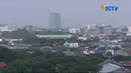 Gedung-gedung megah berjajar juga dengan permukiman padat dan kumuh. Rencana pemindahan ibu kota pun disambut pro dan kontra, ada yang setuju, ada pula yang tidak.