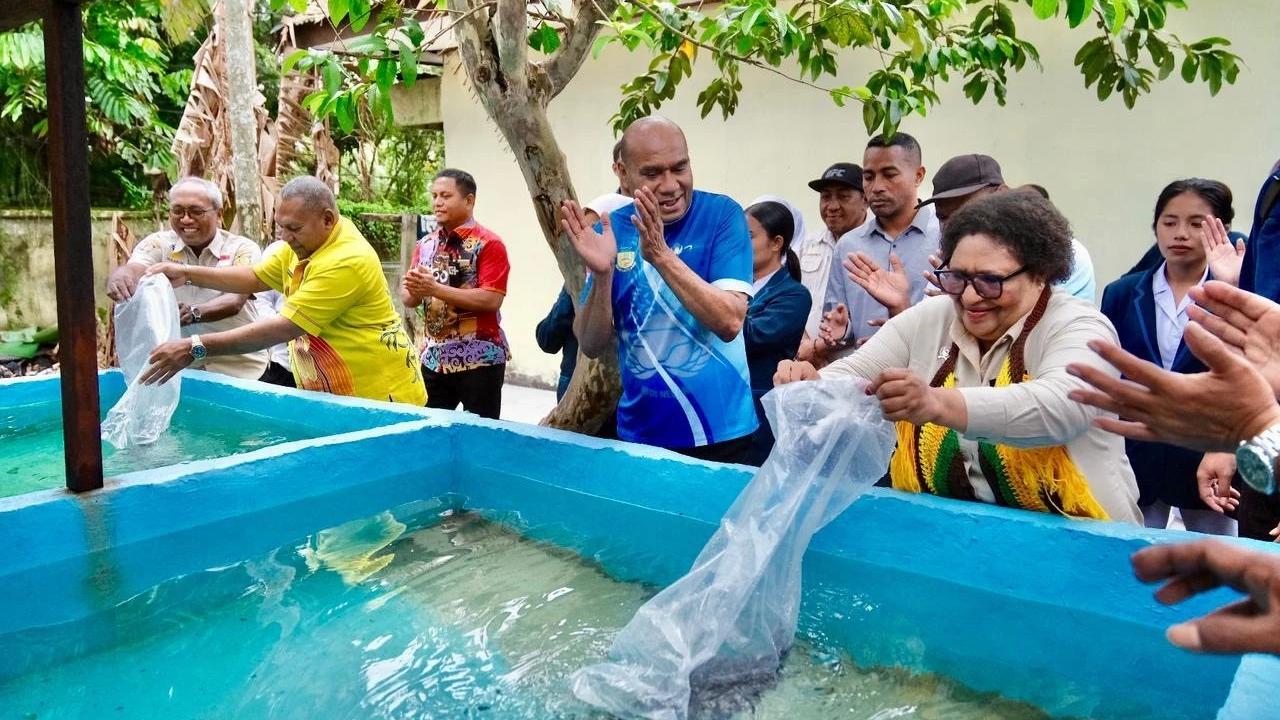 Wamendagri Ribka Haluk melakukan kunjungan kerja ke UPTD Panti Sosial Lanjut Usia Jayapura