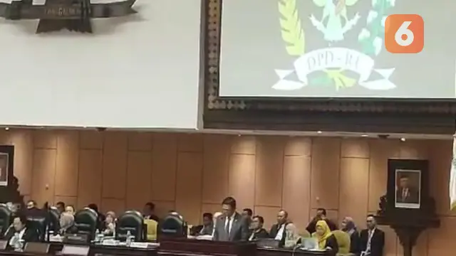 Rapat Paripurna BK DPD RI Memutuskan Arya Wedakarna Diberhentikan dari DPD RI