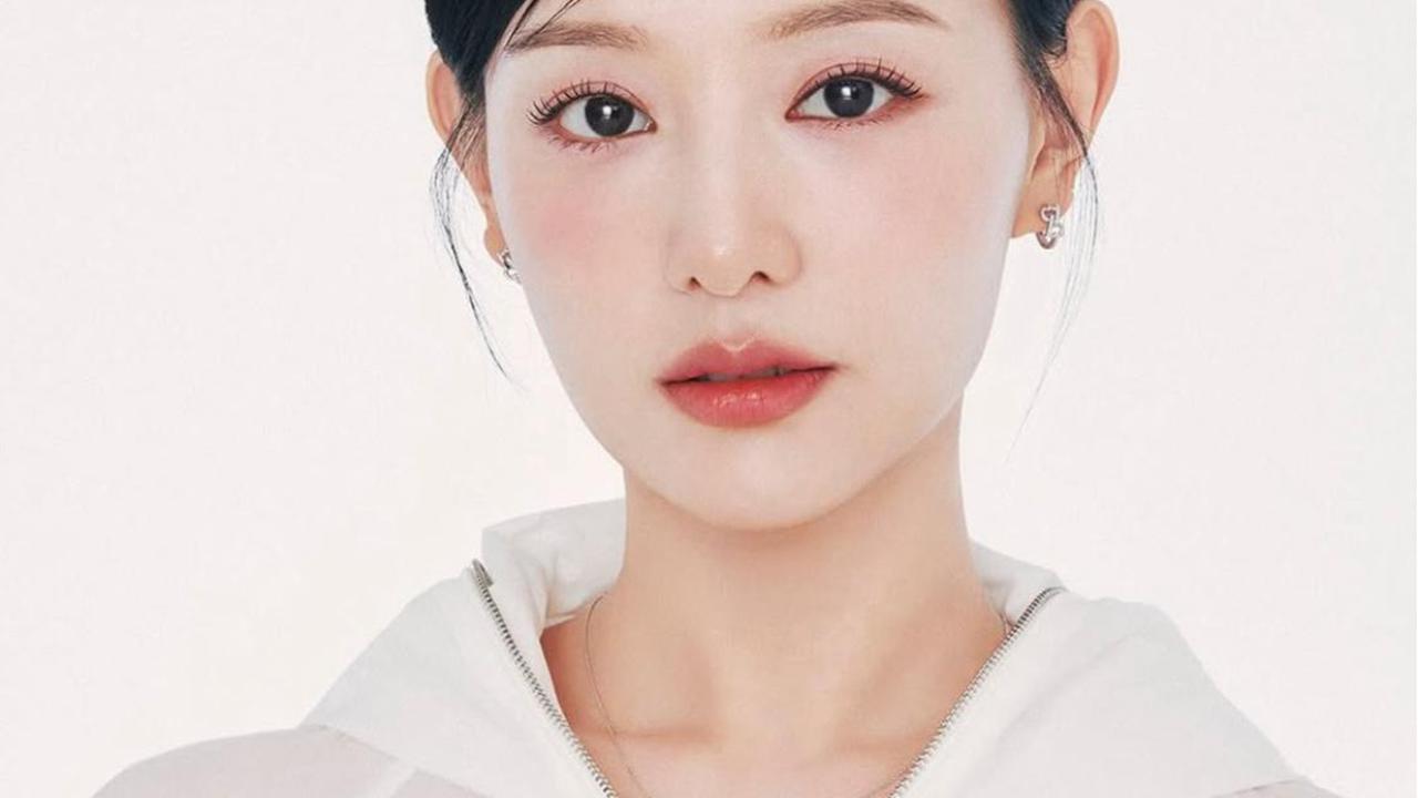 Pesonanya Tak Terbantahkan! Ini 6 Potret Cantik Kim Ji Won yang Curi Perhatian