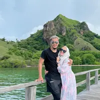 Perempuan kelahiran Bogor 41 tahun silam itu juga mengungkapkan alasan sang suami yang ingin cerai. [Instagram/gunawandwicahyo13]