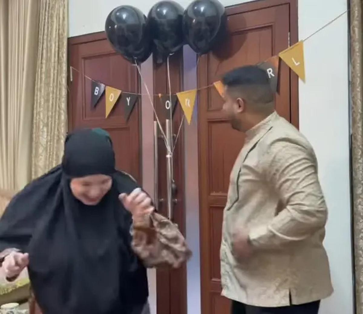 7 Potret Gender Reveal Miskah Istri Yislam, Fadil Jaidi dan Pak Muh Heboh