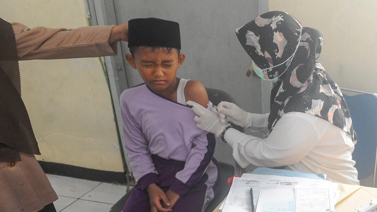 Bulan Imunisasi Anak Sekolah
