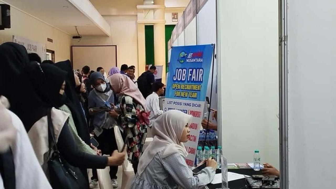 Buruh dan Pengusaha Sepakati Kenaikan UMK Ponorogo 2026 Sebesar Rp140 Ribu