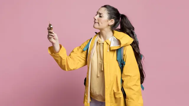 Jaket Berbahan Parasut