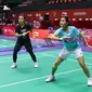 Ganda putri Indonesia Febriana Dwipuji Kusuma/Amallia Cahaya Pratiwi berlatih di&nbsp;arena Hong Kong Coliseum, Senin (9/9), menjelang Hong Kong Open 2024. (foto: PP PBSI)