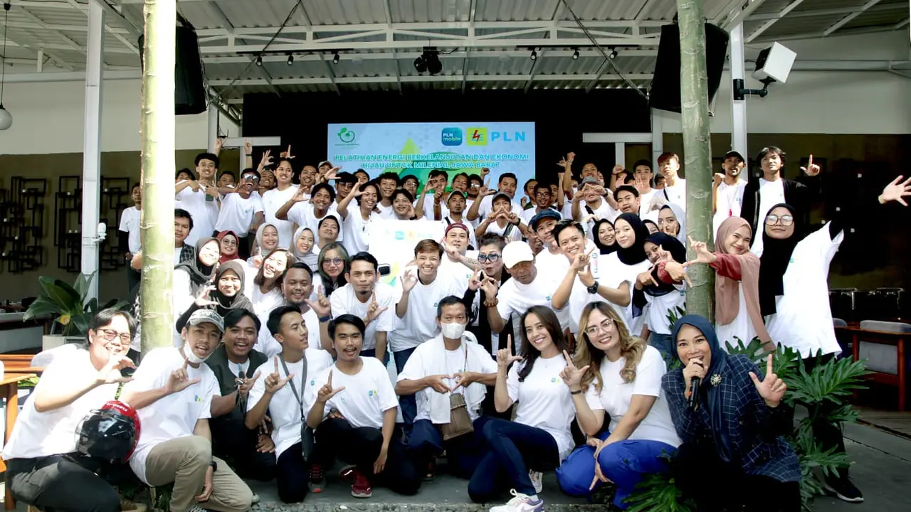 Pada hari terakhir Pelatihan Energi Berkelanjutan dan Ekonomi Hijau yang diselenggarakan oleh Yayasan Milenial Hijau Indonesia, Komunitas Milenial Hejo Jawa Barat secara resmi dibentuk (Istimewa)