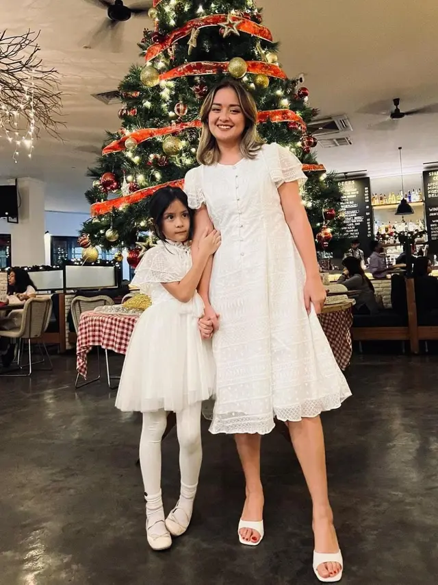 Pesona Joanna Alexandra yang masih dikira gadis