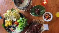 Menu Makanan Asep Stroberi Cabang Pamoyanan, (Liputan6.com/Natasa Kumalasah P)