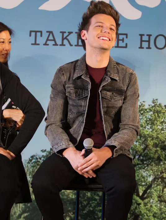 Di saat One Direction ‘break’, Louis bakal fokus menjadi ayah dengan mantan kekasihnya, Briana Jungwirth, yang sedang mengandung anak mereka. (Bintang/EPA)