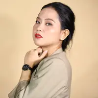 Intip cara membuat makeup look yang fresh dan natural di hari Lebaran