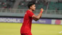 Selebrasi pemain Timnas Indonesia U-19, Kadek Arel setelah mencetak gol ketiga timnya ke gawang Filipina U-19 pada laga Grup A Piala AFF U-19 2024 di Stadion Gelora Bung Tomo, Surabaya, Rabu (17/7/2024). (Dok. PSSI)