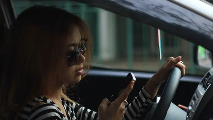 copyright: Unpopulart - Rara