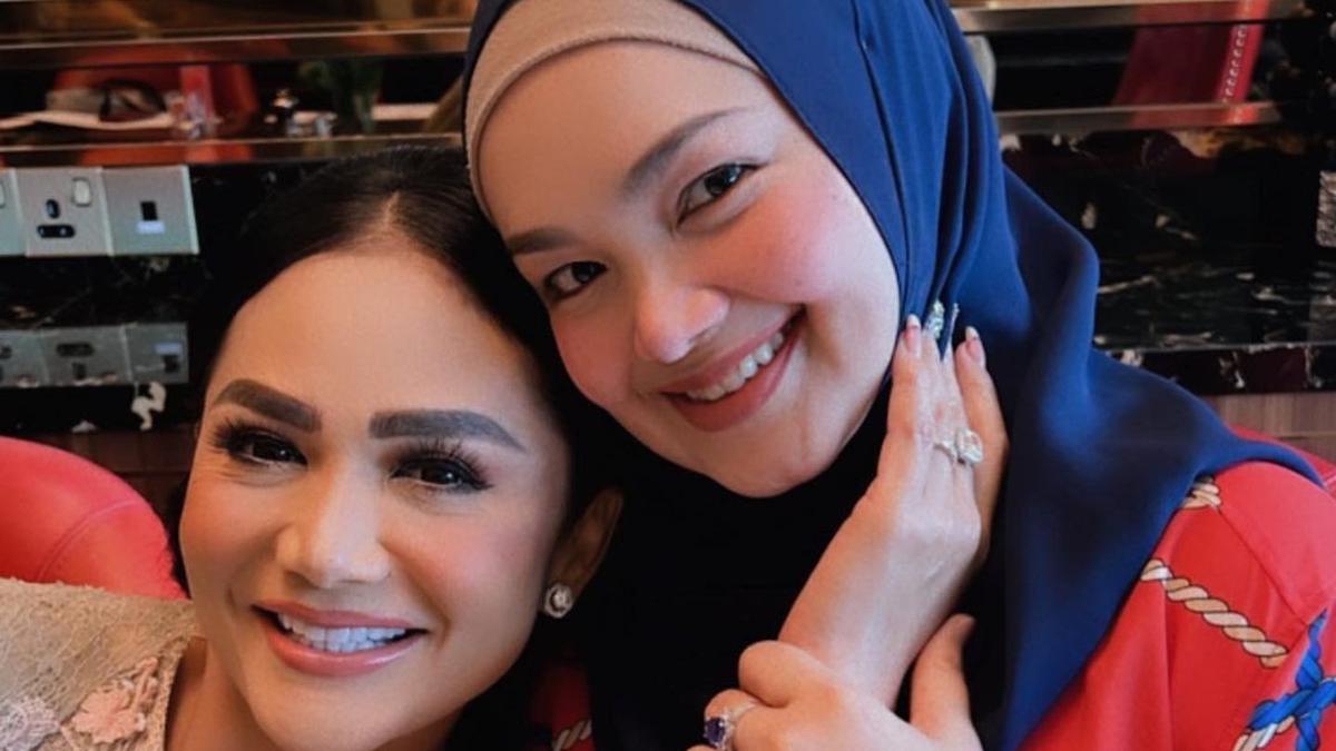 Putri Siti Nurhaliza Gemas Lihat Kuku Panjang Krisdayanti, Ingin Dipotong Pakai Pisau Roti