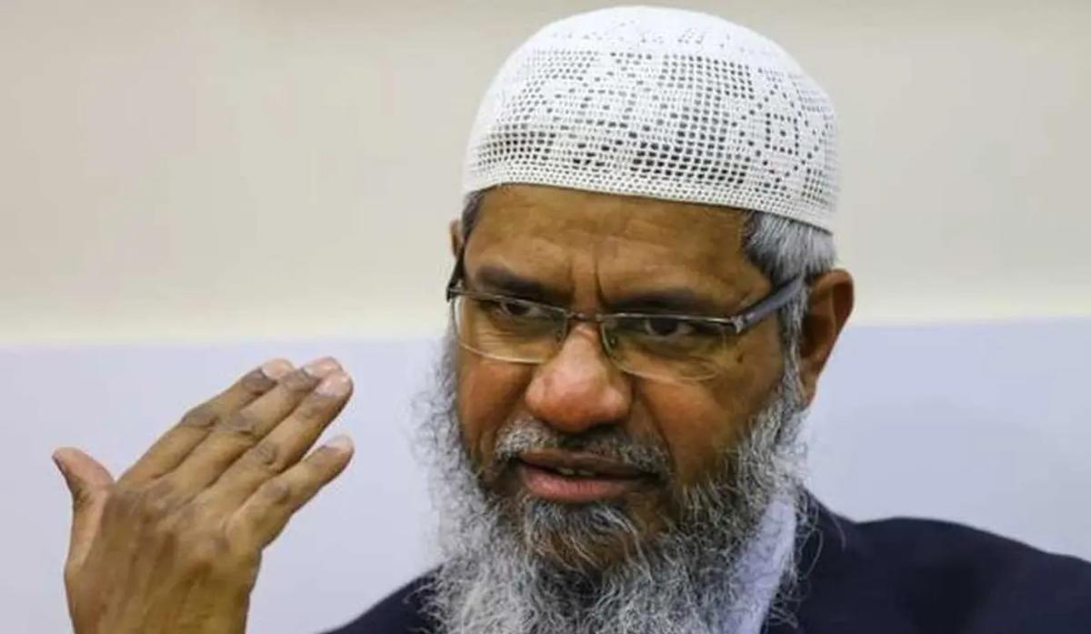 profil zakir naik