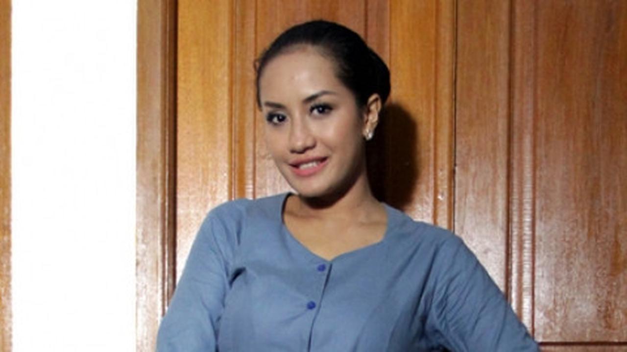 Shinta Bachir ungkap alasan nikah diam-diam dengan suami