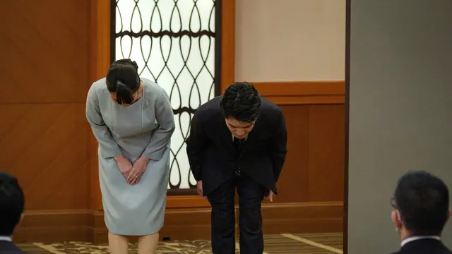 Putri Mako dan Kei Komuro Tampil Perdana Sebagai Pasangan Suami Istri