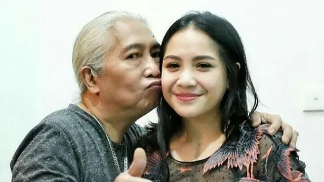 6 Potret Gideon Tengker, Ayah Nagita Slavina yang Pernah Hits Tahun 80-an