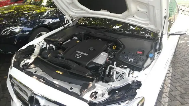 Mercedes-Benz E-Class (Arief A/Liputan6)