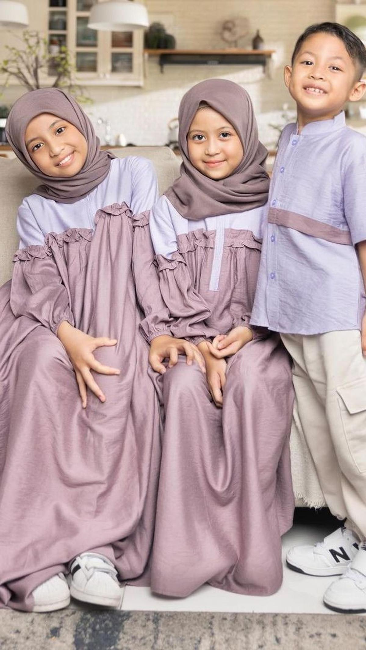 Dikaruniai 3 Orang Buah Hati<br>
