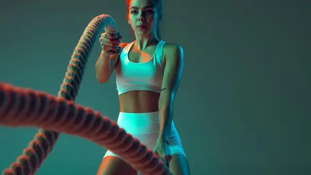 Ilustrasi latihan HIIT/freepik.com/master1305