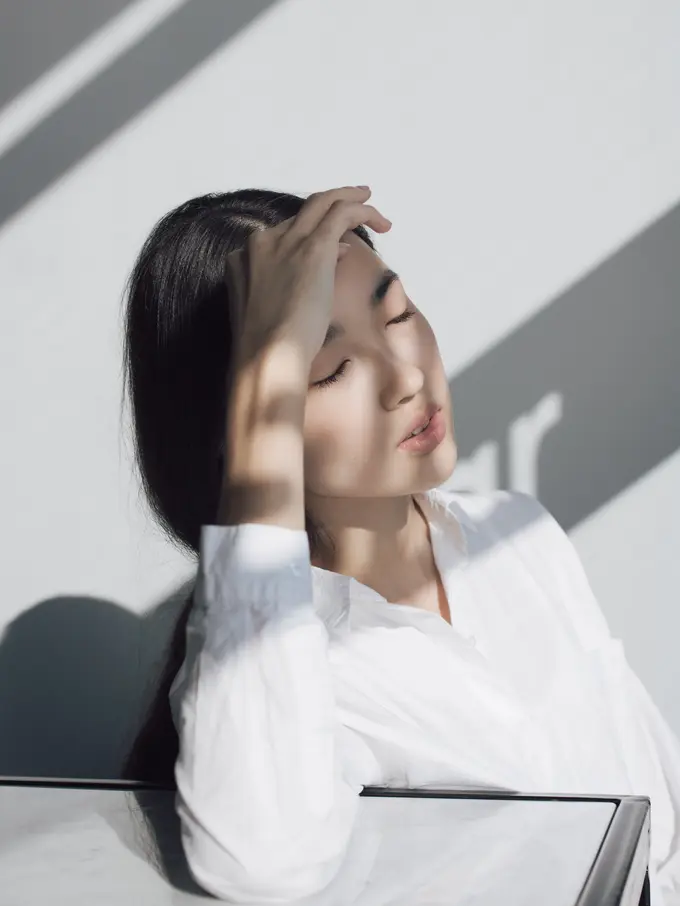 4 Cara Menutup Pori-Pori Wajah dengan Trik Makeup, Makin Flawless