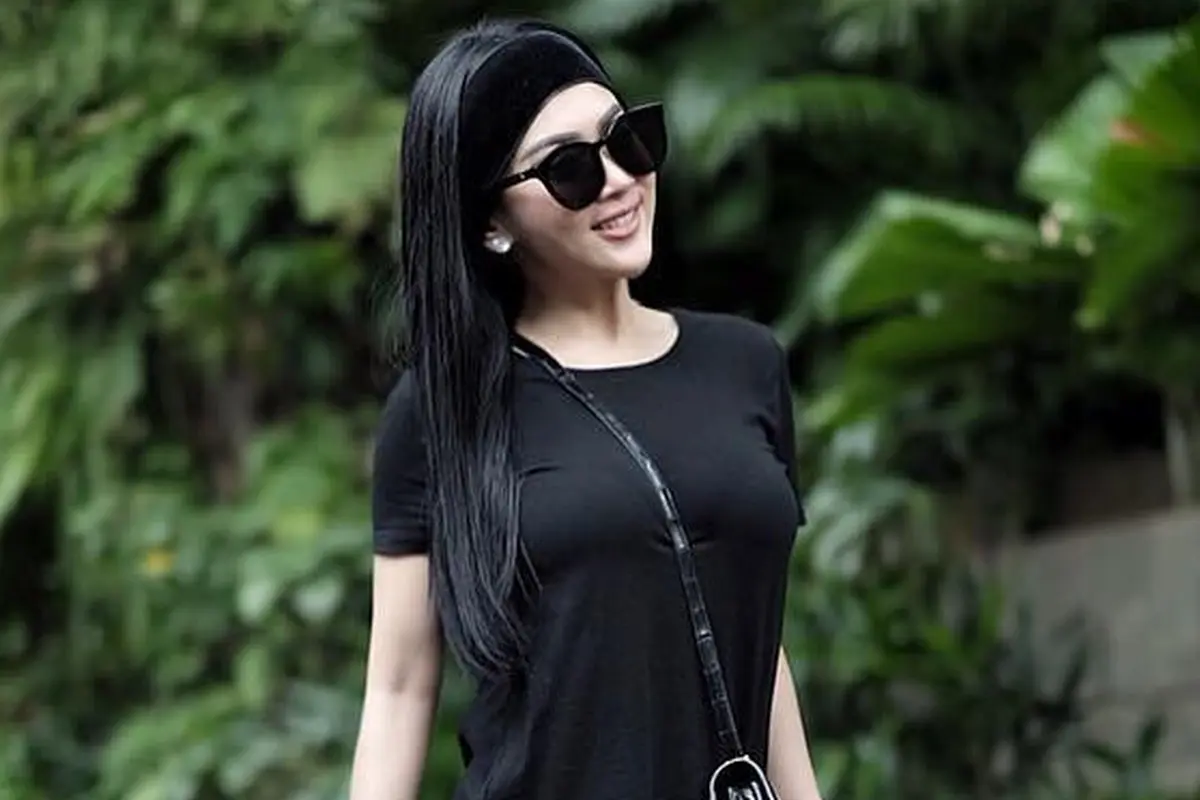 [Bintang] Syahrini