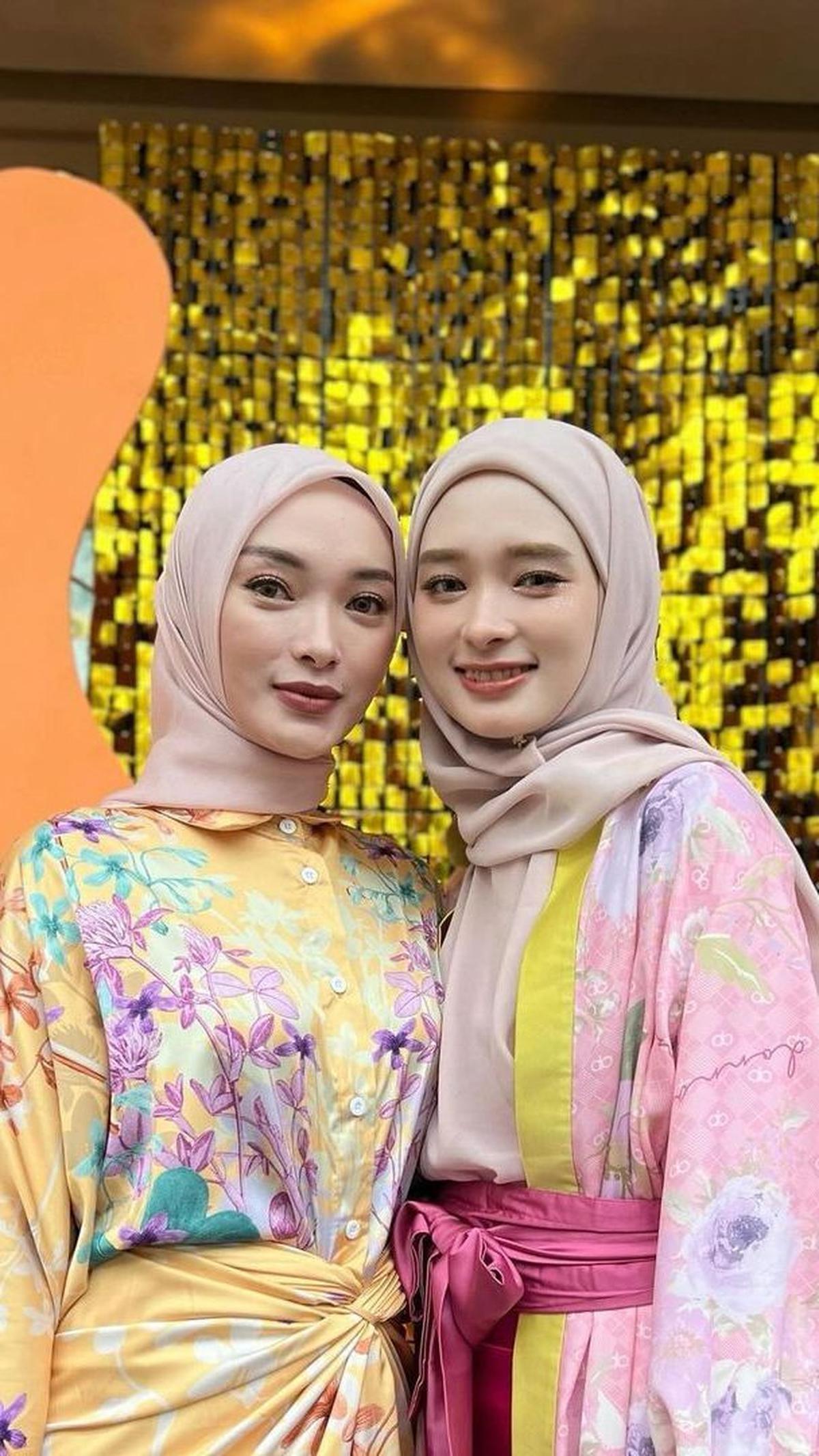 Keduanya tak melewatkan untuk mengabadikan momen berfoto bersama.&nbsp;