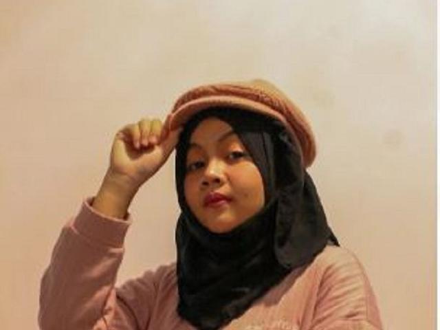 Renata Ervina Memohon Ampun Pada Tuhan Melalui Single Religi Showbiz Liputan6 Com Ervina kau adalah cinta dalam hidupkudan takkan pernah ada yang laindi hatiku selain dirimu, ooo sudahlah buang semua ragu dalam jiwamupercayalah akan janji setiakuuntuk selalu menjaga dirimu. renata ervina memohon ampun pada tuhan