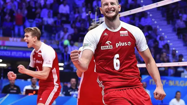 Bartosz Kurek - Voli