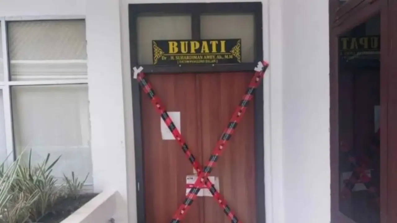Ruang Kerja Bupati Kuansing Disegel KPK