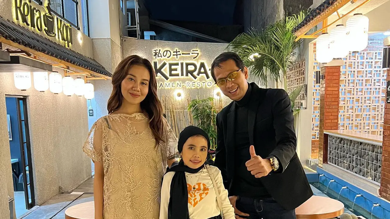 Mayang dan Lolly Unyu Tuai Kecaman Usai Dianggap Tidak Menghargai Karena Tertawakan Upacara HUT RI Ke-78 di Istana Negara .