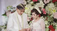 Raden Brotoseno kini menjadi suami Tata Janeeta. (Foto: Instagram @tatajaneetaofficial)