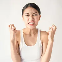 5 Cara Mengatasi Amarah Dengan Tepat Untuk Kamu yang Suka Marah-Marah / copyright shutterstock