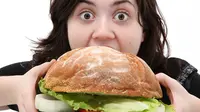 Ternyata ini Alasan Anda Makan dan Merasa Lapar Berlebihan