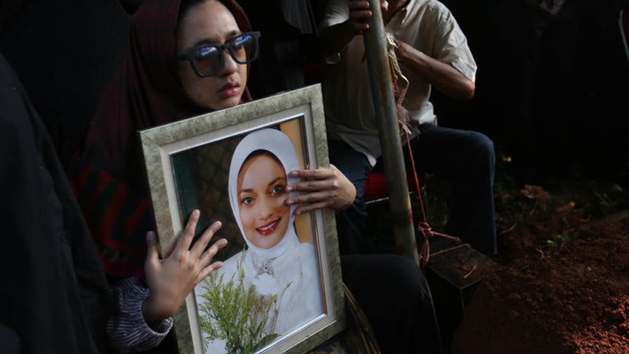 Ini Beda Serangan Jantung dan Henti Jantung yang Dialami Mendiang Marissa Haque