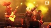 Aksi Slipknot, grup band heavy metal asal Amerika Serikat saat mengguncang panggung Hammersonic Festival 2023-Rise of The Empire hari ke-2 pada Minggu (19/3/2023) di Pantai Karnaval Ancol, Jakarta. (Fimela.com/Bambang E. Ros)