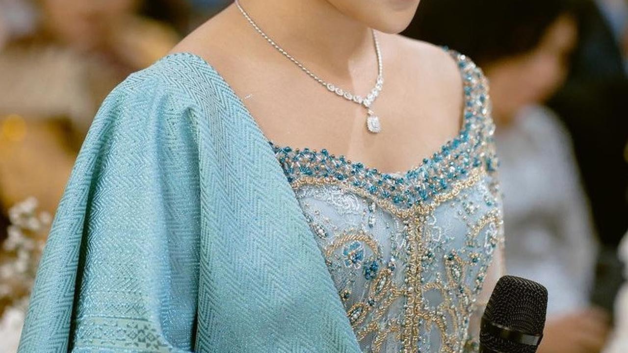 Chen Giovani diketahui merupakan perempuan keturunan Tionghoa. Ia merupakan wanita kelahiran 1996.